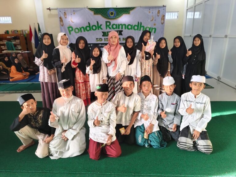 Safari Ramadan MTs Almaarif 01 Singosari Meriah, Kunjungi SDI Almaarif 01 dan SDI NU Lawang