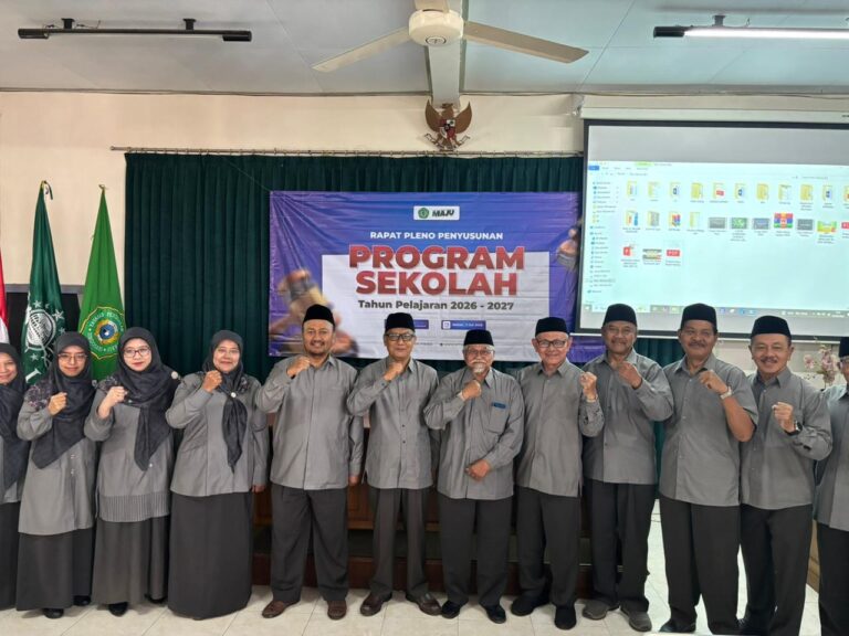 Rapat Kerja Tahun Pelajaran 2026/2027 Wujudkan Kebersamaan Menuju SMAI yang Unggul